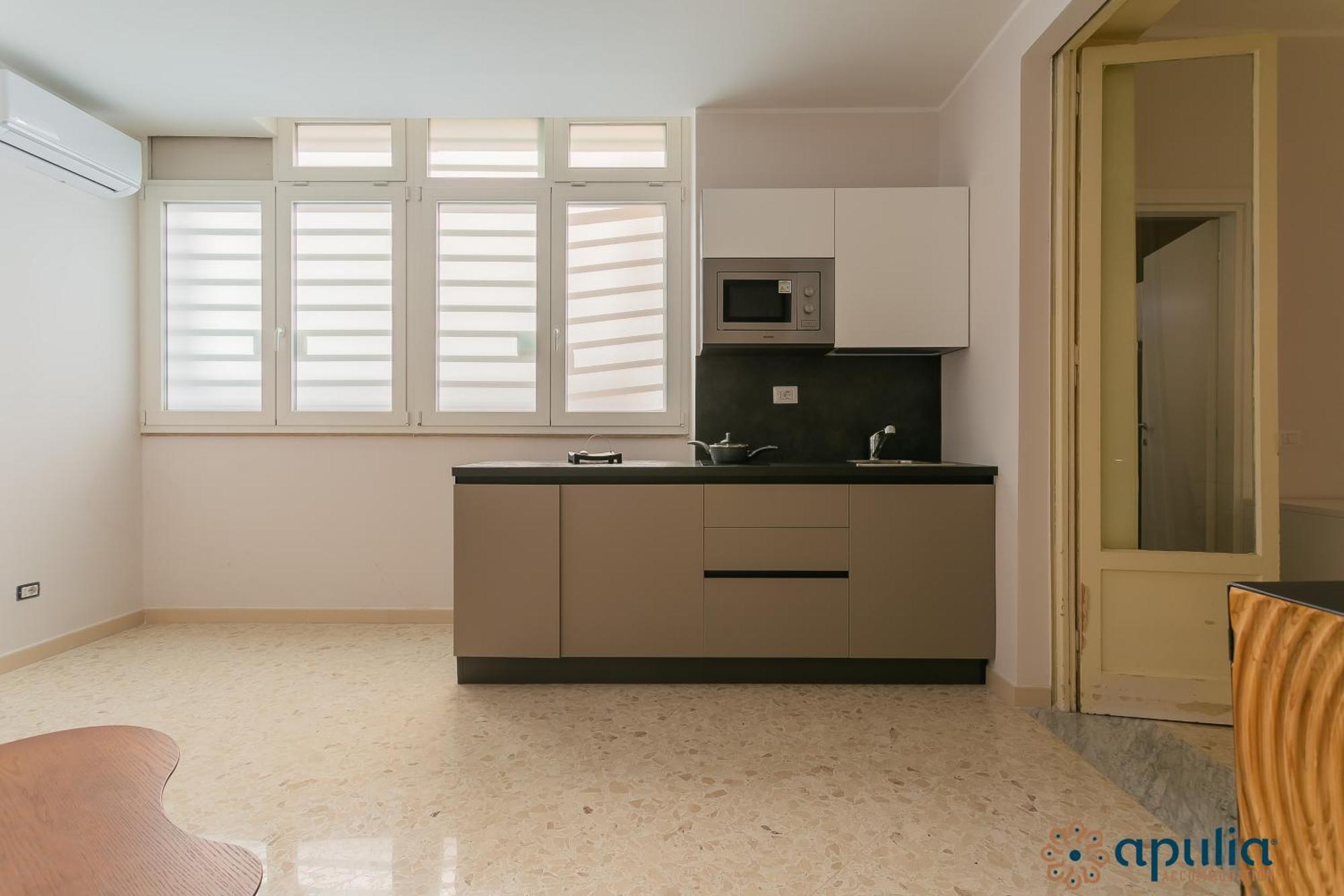 Crisanzio 80 Apartment Bari Exterior photo